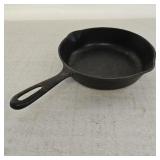 8in Cast Iron No. 5 Skillet