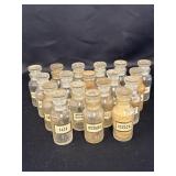 18 vtg made in Japan glass spice bottles, 4 1