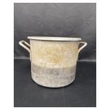 Aluminum stock pot, 11in dia. X 9in H