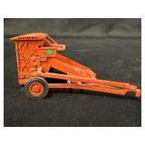 4' Ertl Allis-Chalmers Roto-Baler toy implement