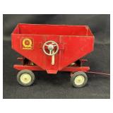 Ertl Quality Farm & Fleet Gravity Wagon
