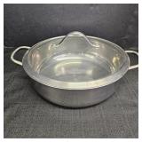 Superior Quality 11.5in Skillet w/ Calphalon Lid