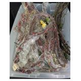 Lg variety Barry wire garland & plastic