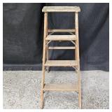 Wooden 3 Step Ladder