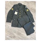 Two piece US Army dress uniform suit - four