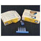 7 - GE 5B flash bulbs, 1 - Sylvania M3 & 4