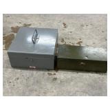2 metal cash boxes