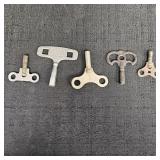 (5) Vintage clock Winding Butterfly Keys