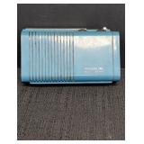 Philco Ford solid state portable radio w/ antenna