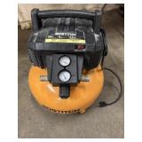 Bostitch 150 psi 6 gallon Portable Air Compressor
