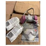 3M Multi-Purpose Reusable Respirator Kit, filters,