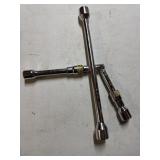 4-Way Folding Lug Wrench