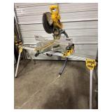 DeWalt 12' Double Bevel Sliding Compound Miter Saw