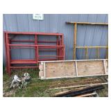 Scaffolding w/plank & casters