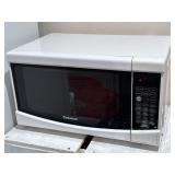 Criterion 0.7 Cu.ft. microwave, CCM07G1W,