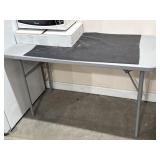 4ft Cosco folding legs table
