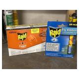 Raid 4 pk foggers & approx 5 fly ribbons