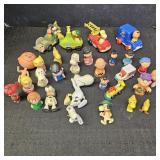 VTG Peanuts Cartoon Character Figures & Vehicles