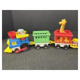 Fisher Price 1991 circus train, 3 car, 2 people,