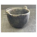 4.75" Cast Iron no 5 Smelting Pot