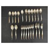 1847 Rogers Bros Flair Flatware