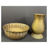 Brass bowl & vase w/scalloped design.  Vtg pieces.