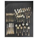 WM Rogers Extra Plated Flatware Set