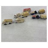 Tomica American Airlines Toy Trucks & Wagons