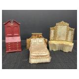 Dollhouse furniture