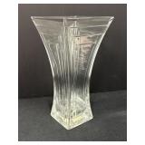 Mikasa 12in Lead Crystal City Lights flair vase,