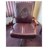 Leather & Mahoney office chair w/ twist height