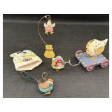 Variety of chicken house decor