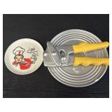 Campbell cookie ceramic jar lid & mini play plate