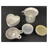 Aluminum items - 5 heart shaped tart or jello