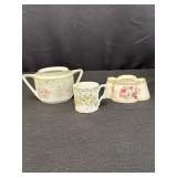 Porcelain cup, sugar dishes