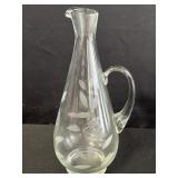 Glass decanter w/ etched floral design w/ roses &