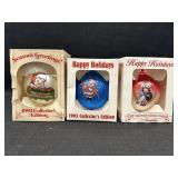 3 Campbellï¿½s Christmas Ornaments - 1989. 93, 97