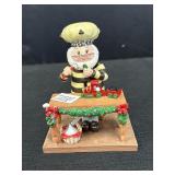 Hersheyï¿½s "10 Days Til Christmas" Figurine