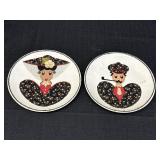Vtg decorative plates feature handmade fabric