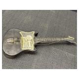 Mini Elvis Music Box Guitar plays Love Me Tender,