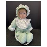 19in unmarked baby doll, heavy bean body w/