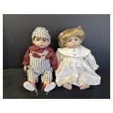 2 Wangï¿½s Intï¿½l Gimme A Hug Plastic Dolls