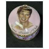 1998 Princess Diana music box, premier issue for