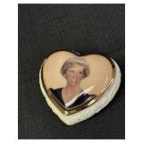 1998 4th issue in Princess Diana Music Box