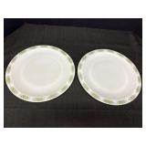 Anchor Hocking 10 3/8in milk glass dinner plates,