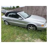2001 Volvo Convertible- non running, Title