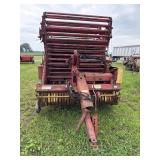 New Holland 850 Round Baler