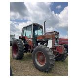 IH 1486 Tractor