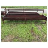Fence line feeder