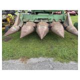 JD 444 4R36" Corn Head